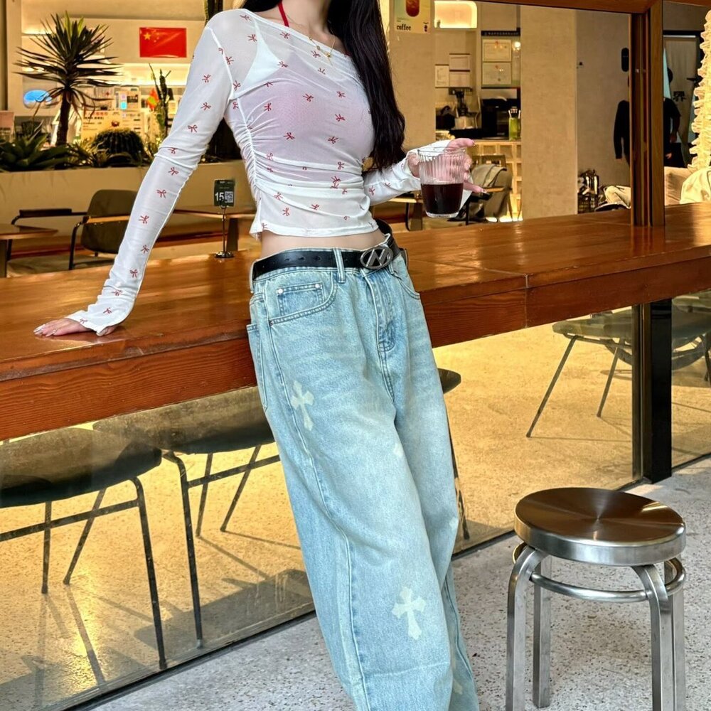 Chtome Heart classic white cross denim pants with a unique, high-end texture.S